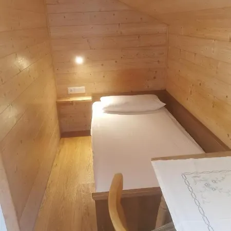 Gaestehaus Obererlacher Vendégház Obertilliach