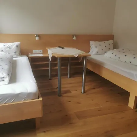 Gaestehaus Obererlacher Vendégház Obertilliach