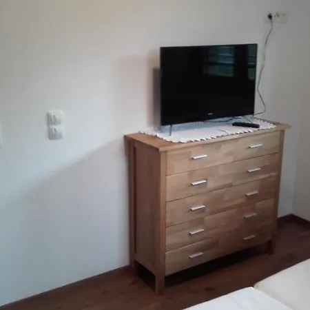 Gaestehaus Obererlacher Vendégház 3*