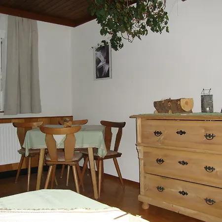 Konukevi Gaestehaus Obererlacher 3*